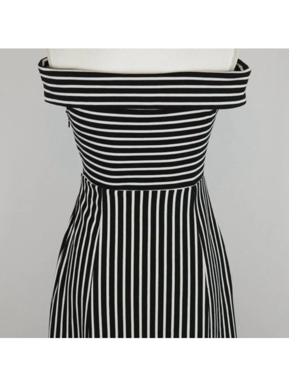 Banana Republic Women's Size 2 Black White Stripe Off The Shoulder Midi Dress